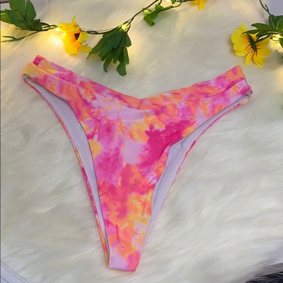 tie dye high waisted bikini bottoms 💜 - Picture 2 of 4